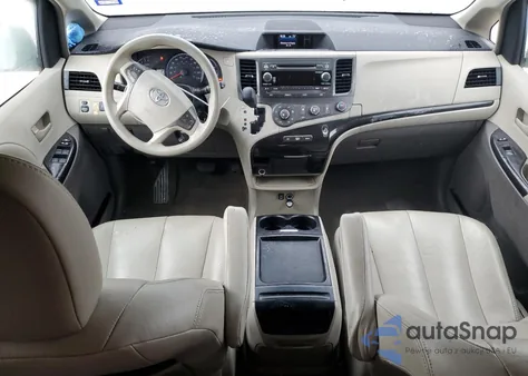 2011 Toyota Sienna Le z USA, uszkodzony, nr VIN 5TDKK3DC0BS159948